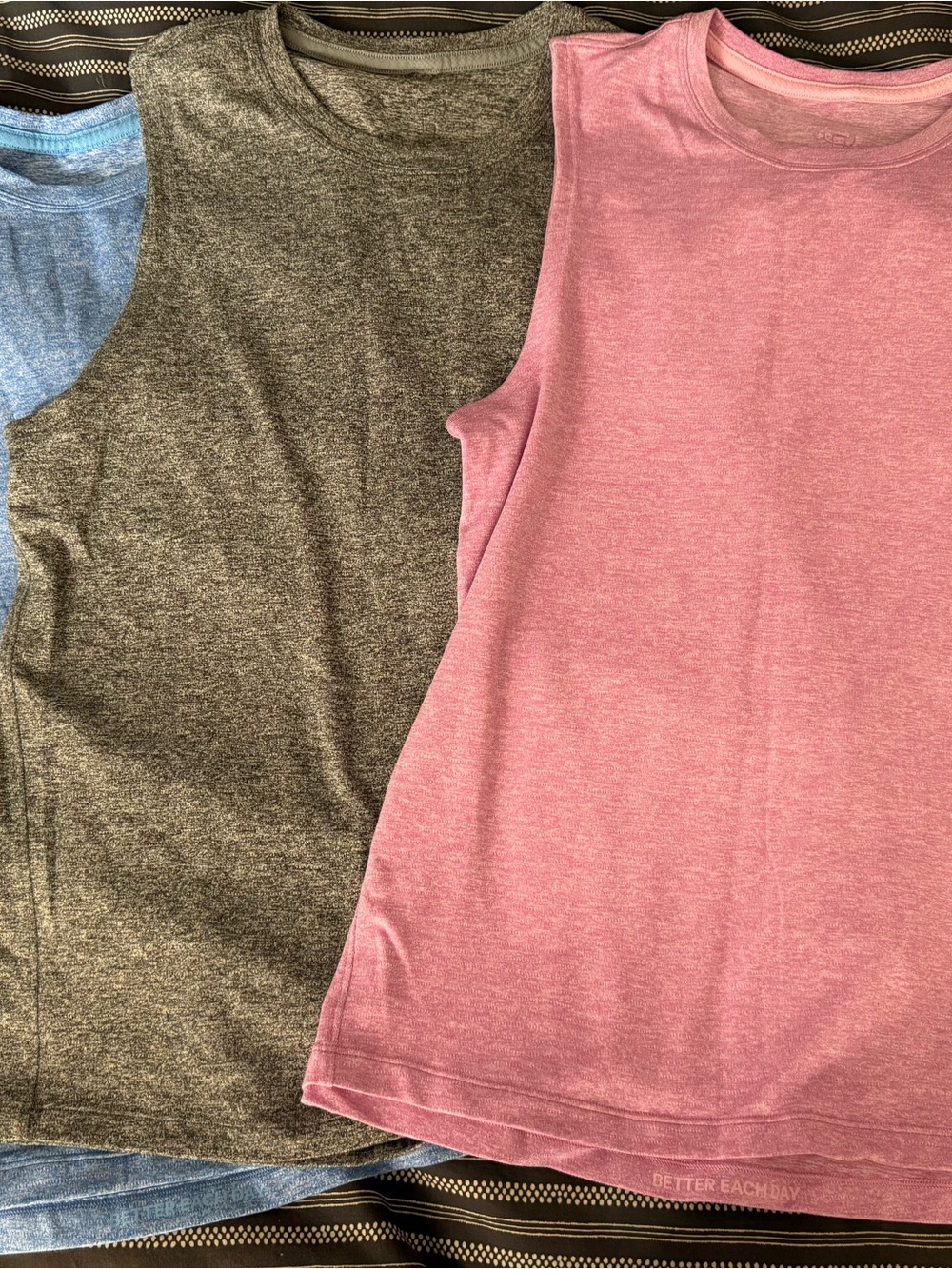 Lululemon lot of 3 Sleeveless Athletic Tanks in Pink, Gray & Blue